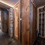 Chalet Cosy Courchevel 5 Pers Pres Des Pistes Avec Sauna Et Terrasse - Fr-1-631-188